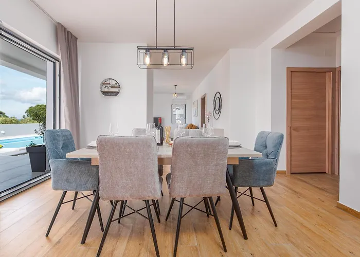 Miki Zadarvillas Villa