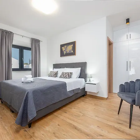 Miki Zadarvillas Вилла Биоград-на-Мору