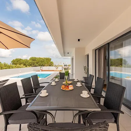 Villa Miki Zadarvillas Biograd Na Moru